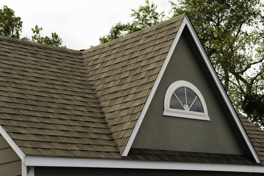 Asphalt shingle roof